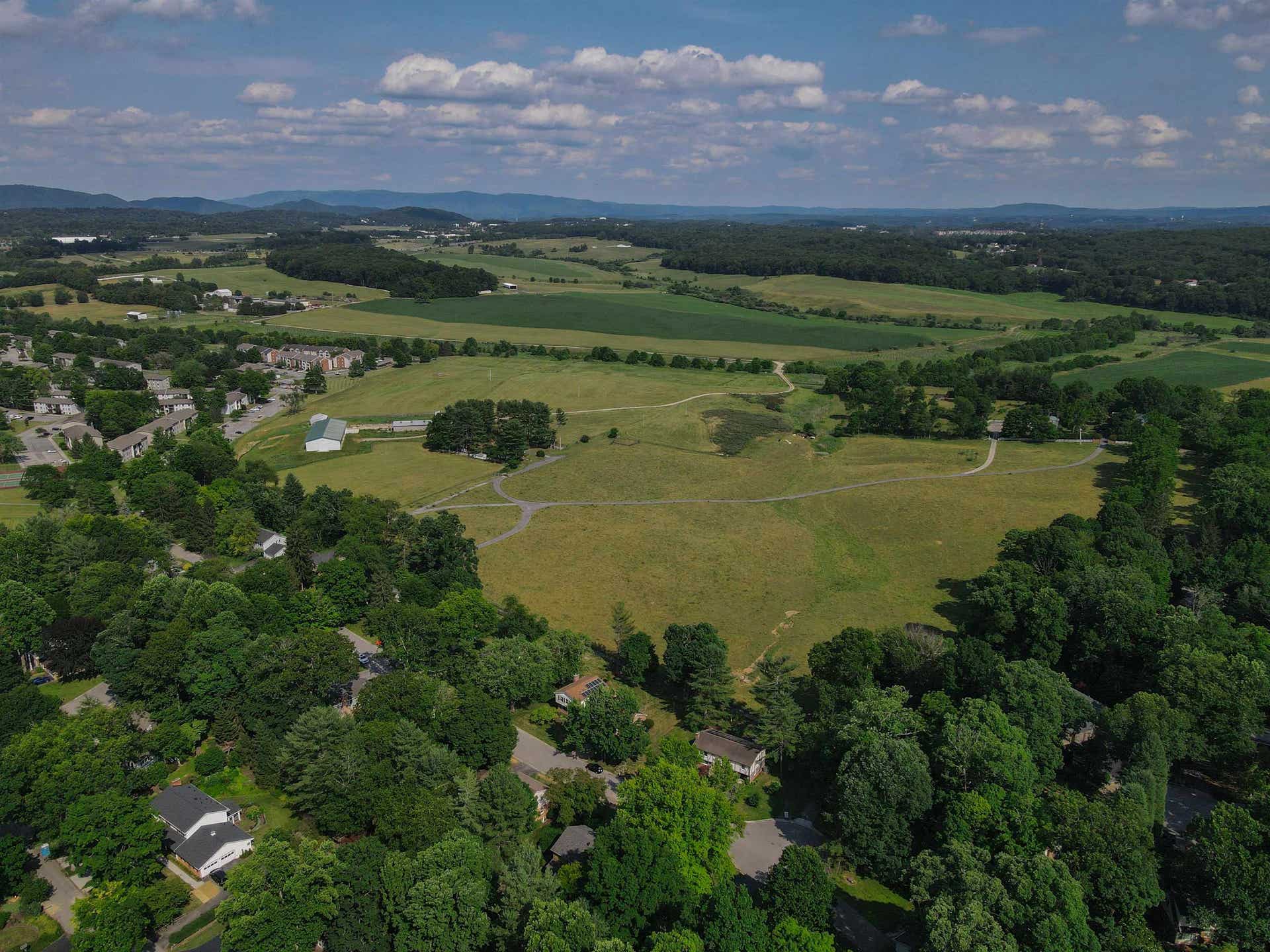 2803 Mt Vernon Lane, Blacksburg, VA 24060