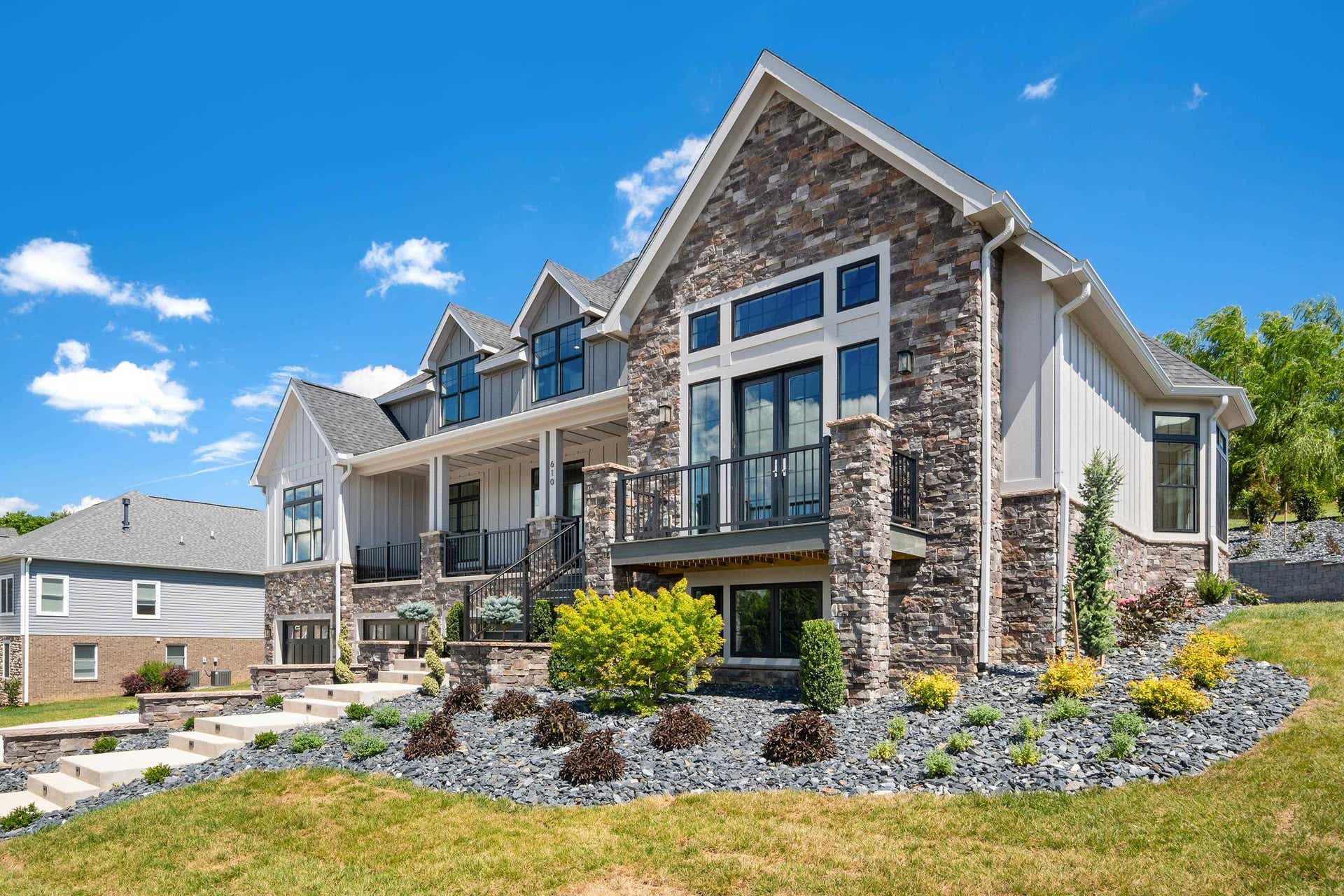 610 KELLY Lane, Blacksburg, VA 24060