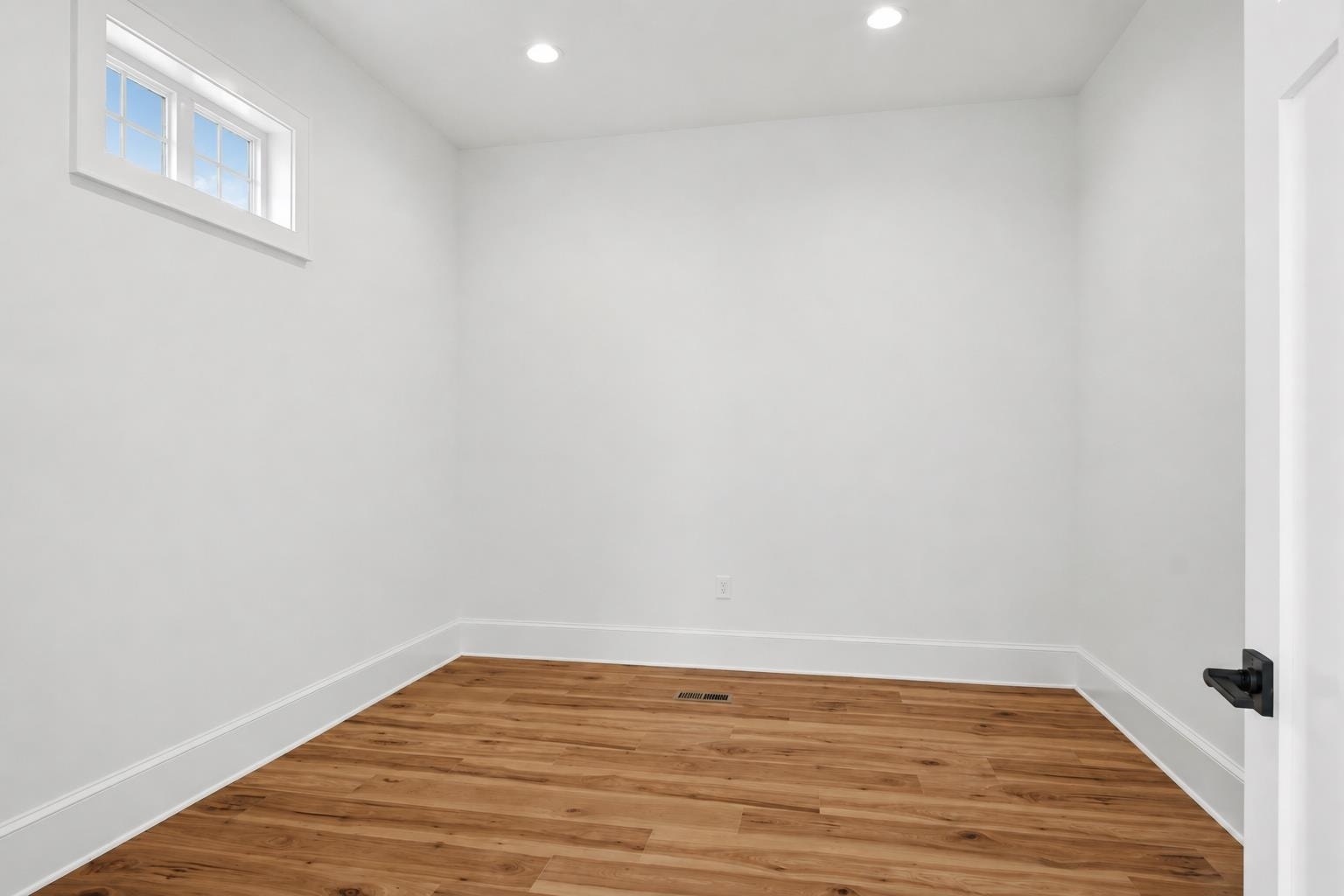 610 KELLY Lane, Blacksburg, VA 24060