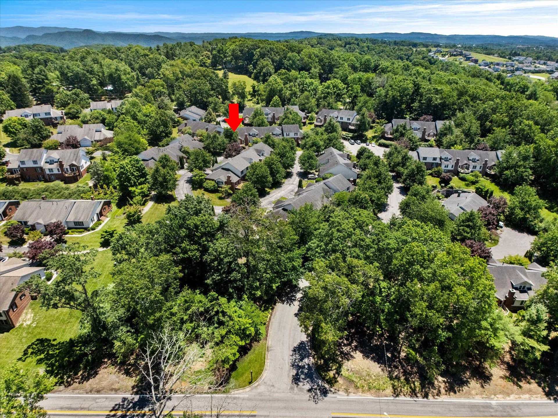 1016 Chateau Court, Blacksburg, VA 24060