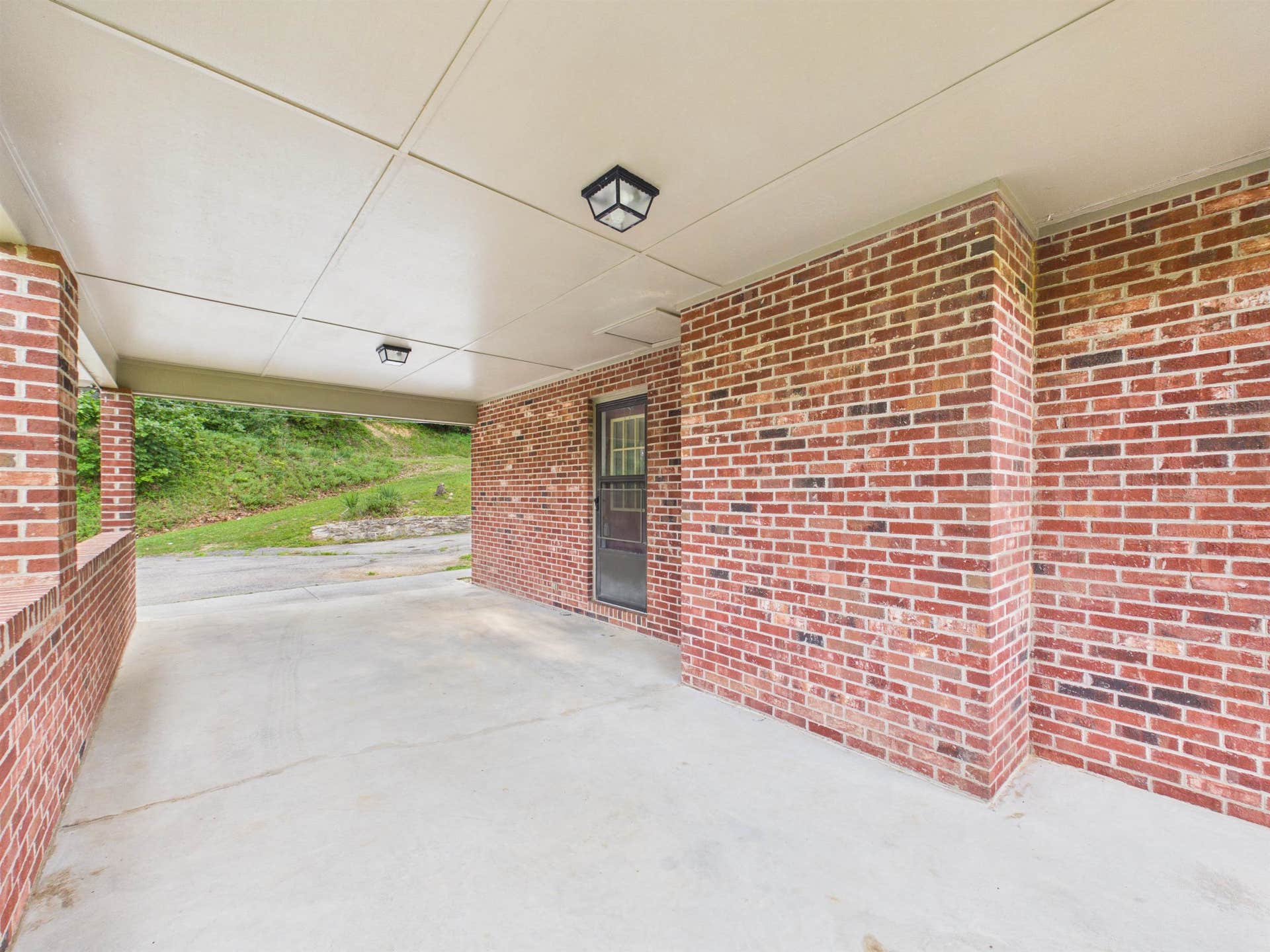 808 SUMMER Road, Blacksburg, VA 24060