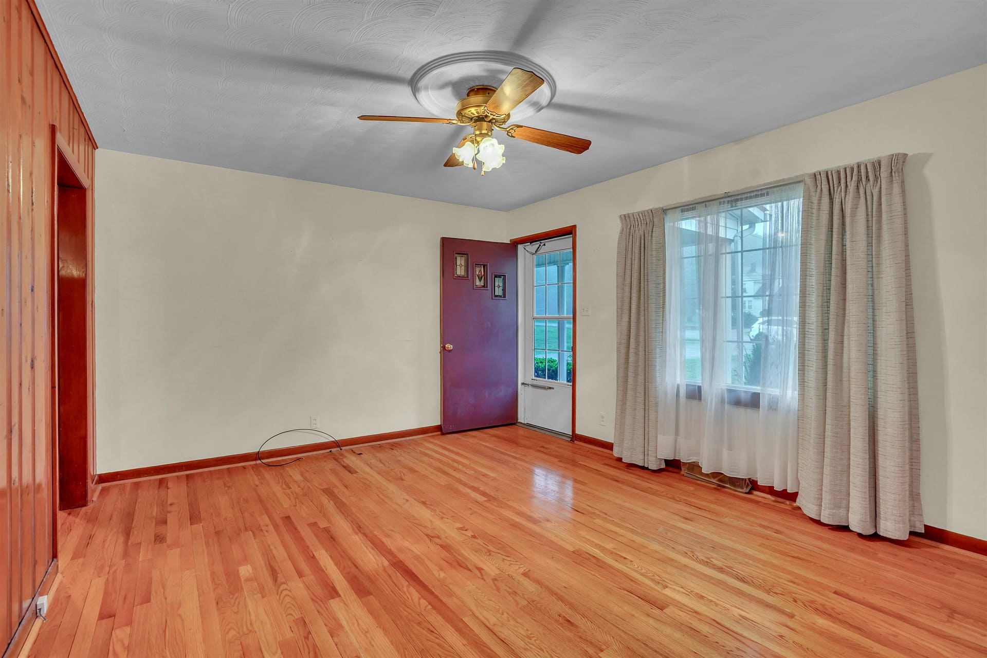 608 Cascade Drive, Pembroke, VA 24136