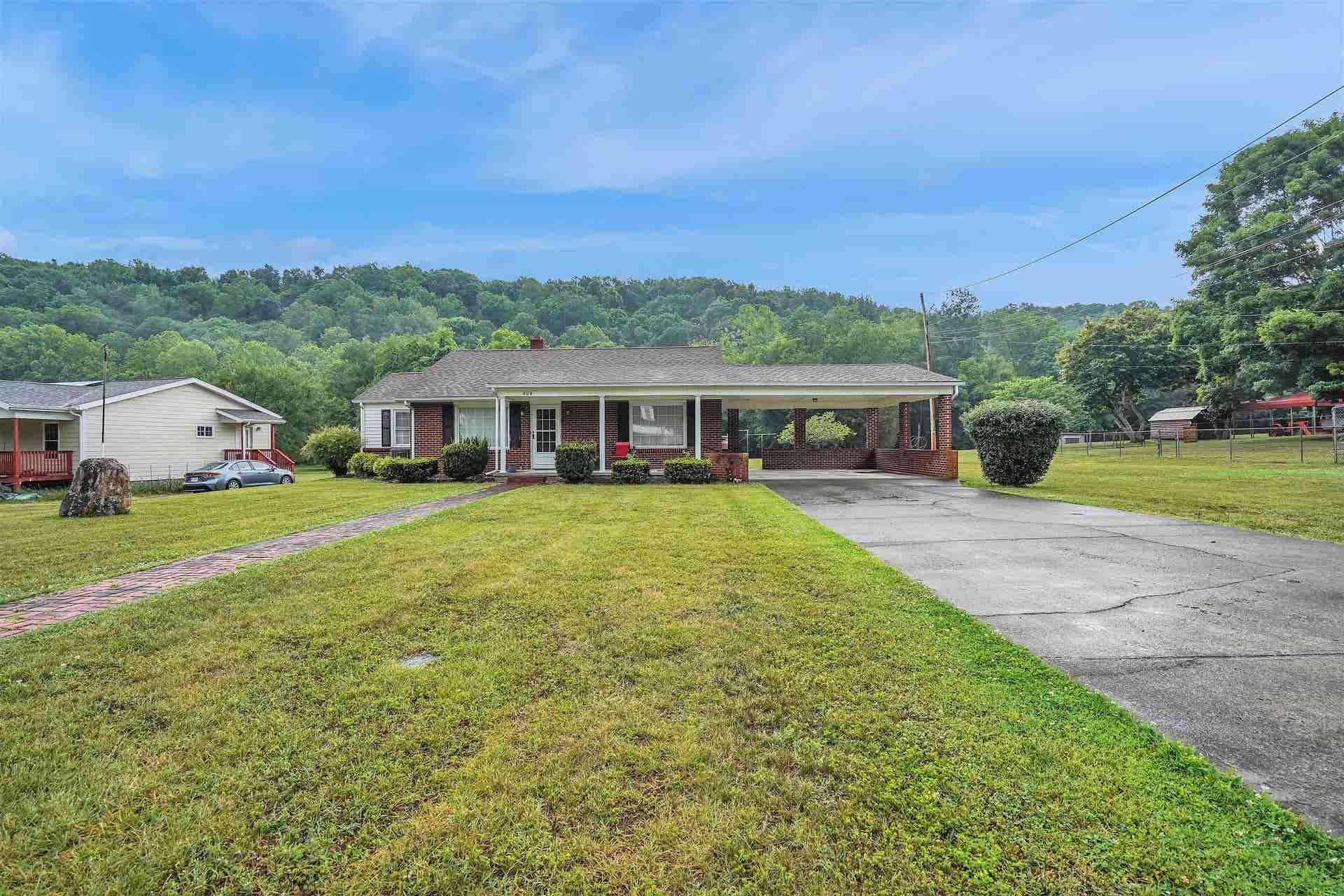 608 Cascade Drive, Pembroke, VA 24136