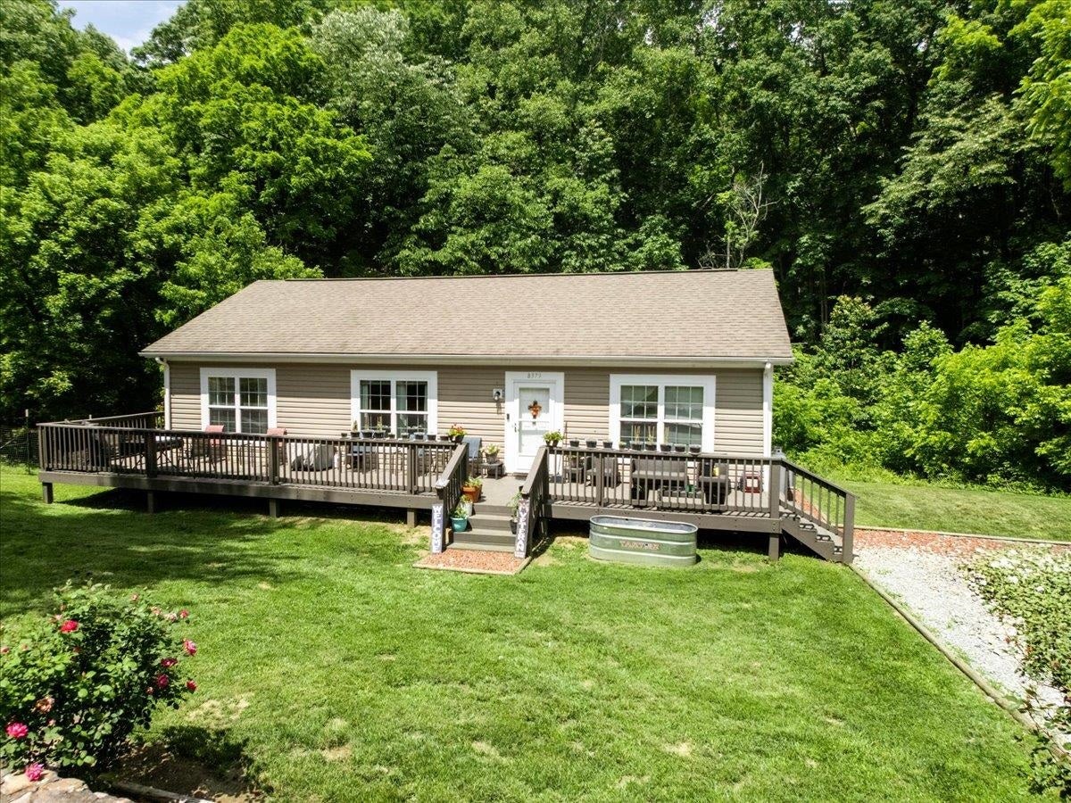 8379 Blackfish Drive, Radford, VA 24141