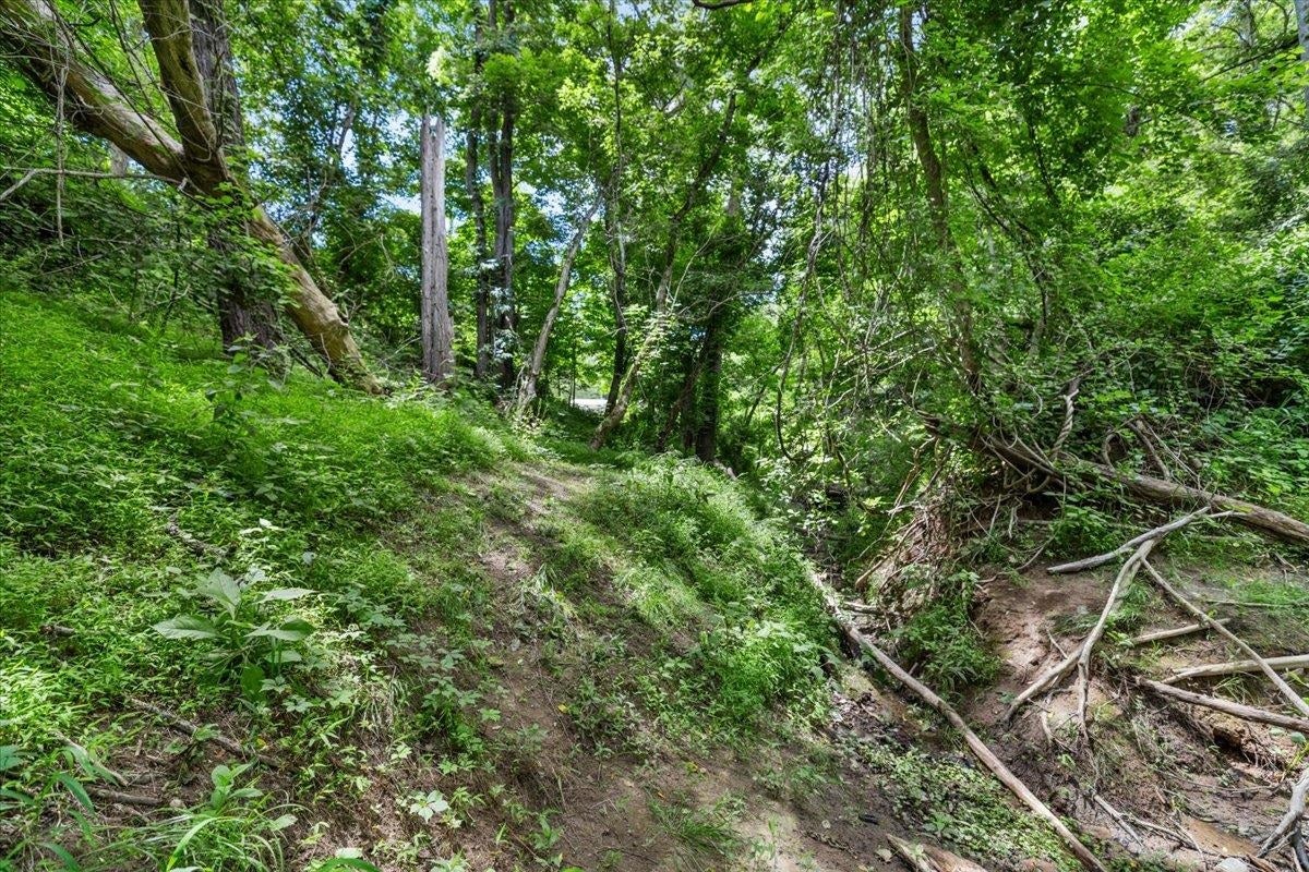 8379 Blackfish Drive, Radford, VA 24141