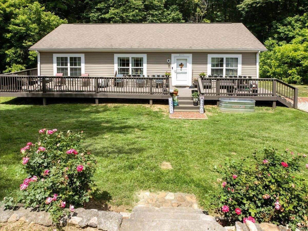 8379 Blackfish Drive, Radford, VA 24141