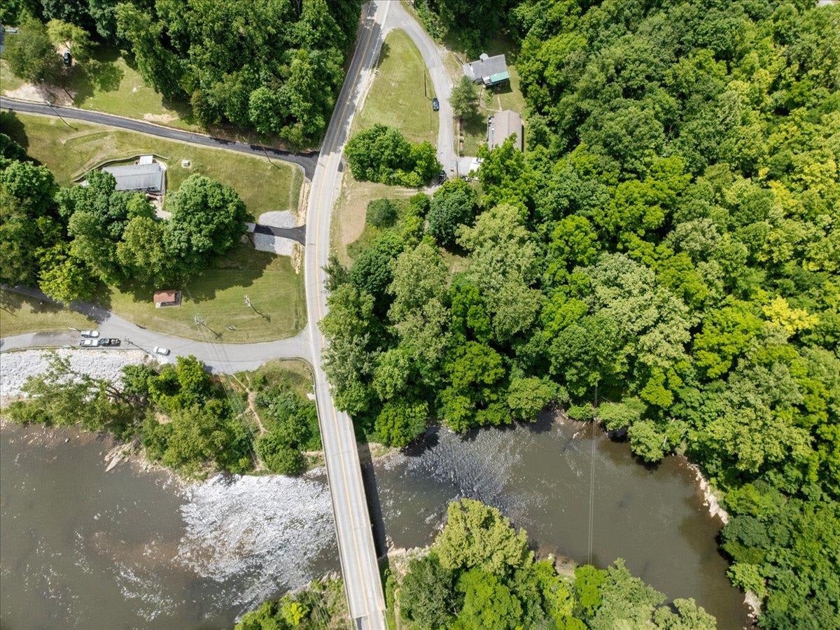 8379 Blackfish Drive, Radford, VA 24141