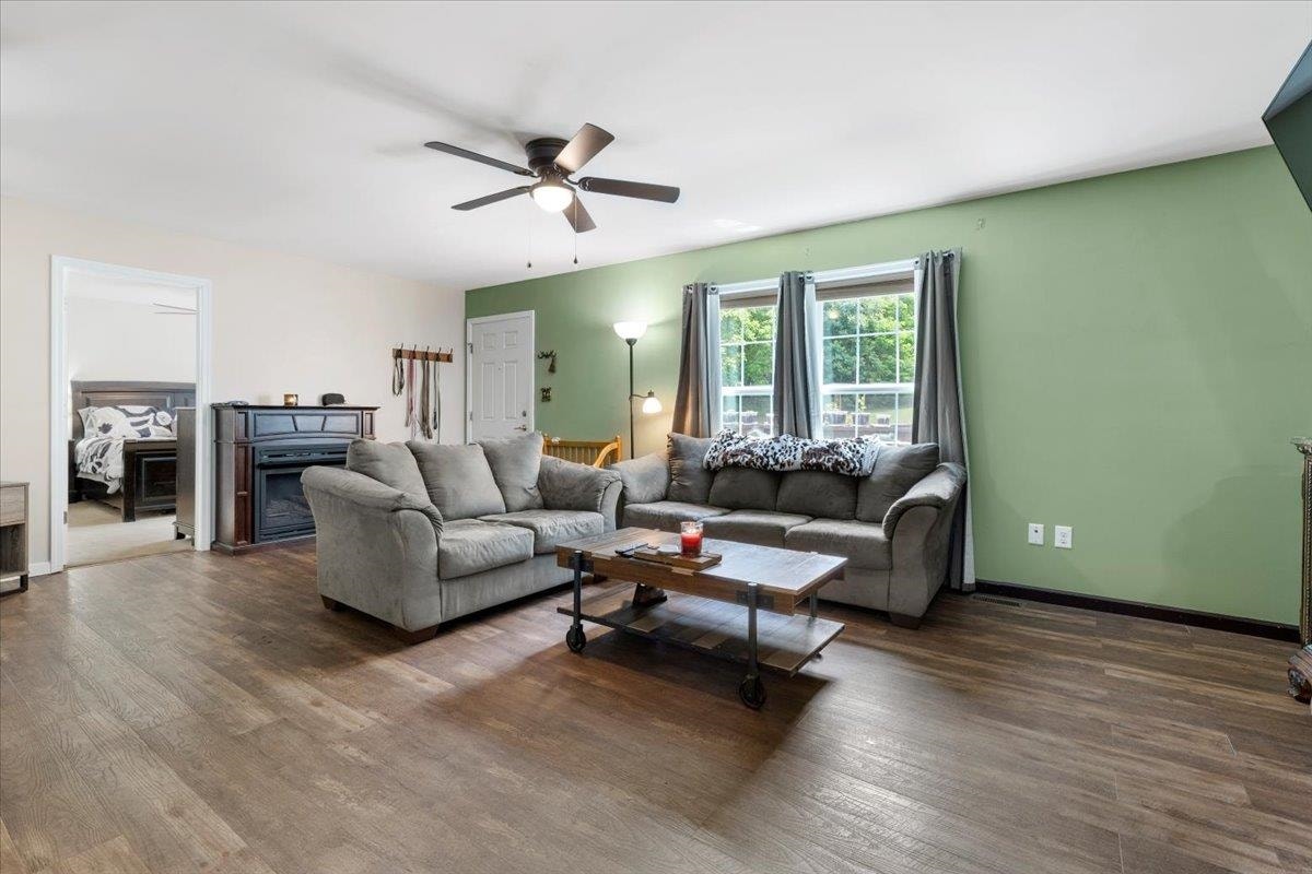 8379 Blackfish Drive, Radford, VA 24141
