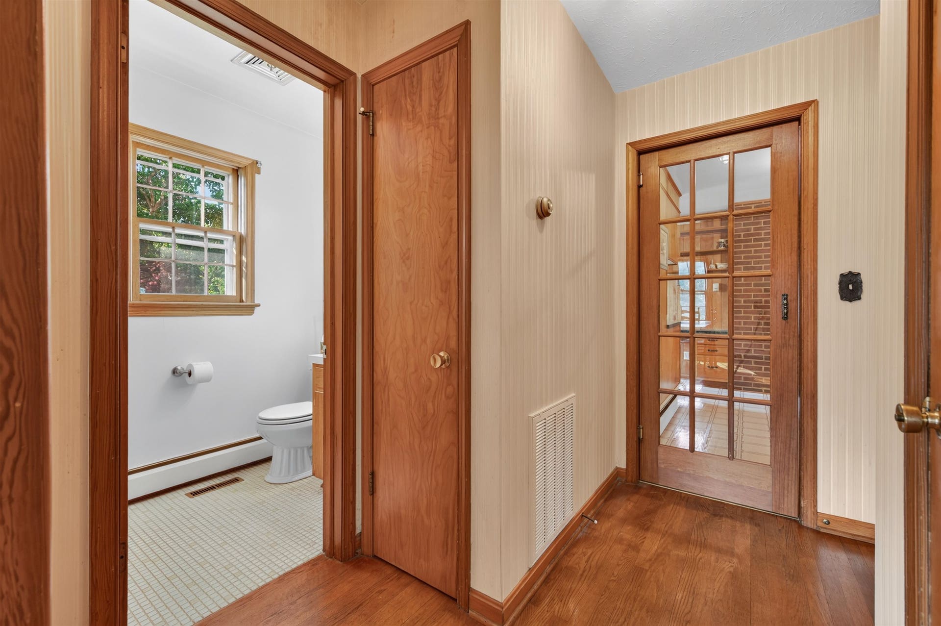 4 8th Street, Radford, VA 24141