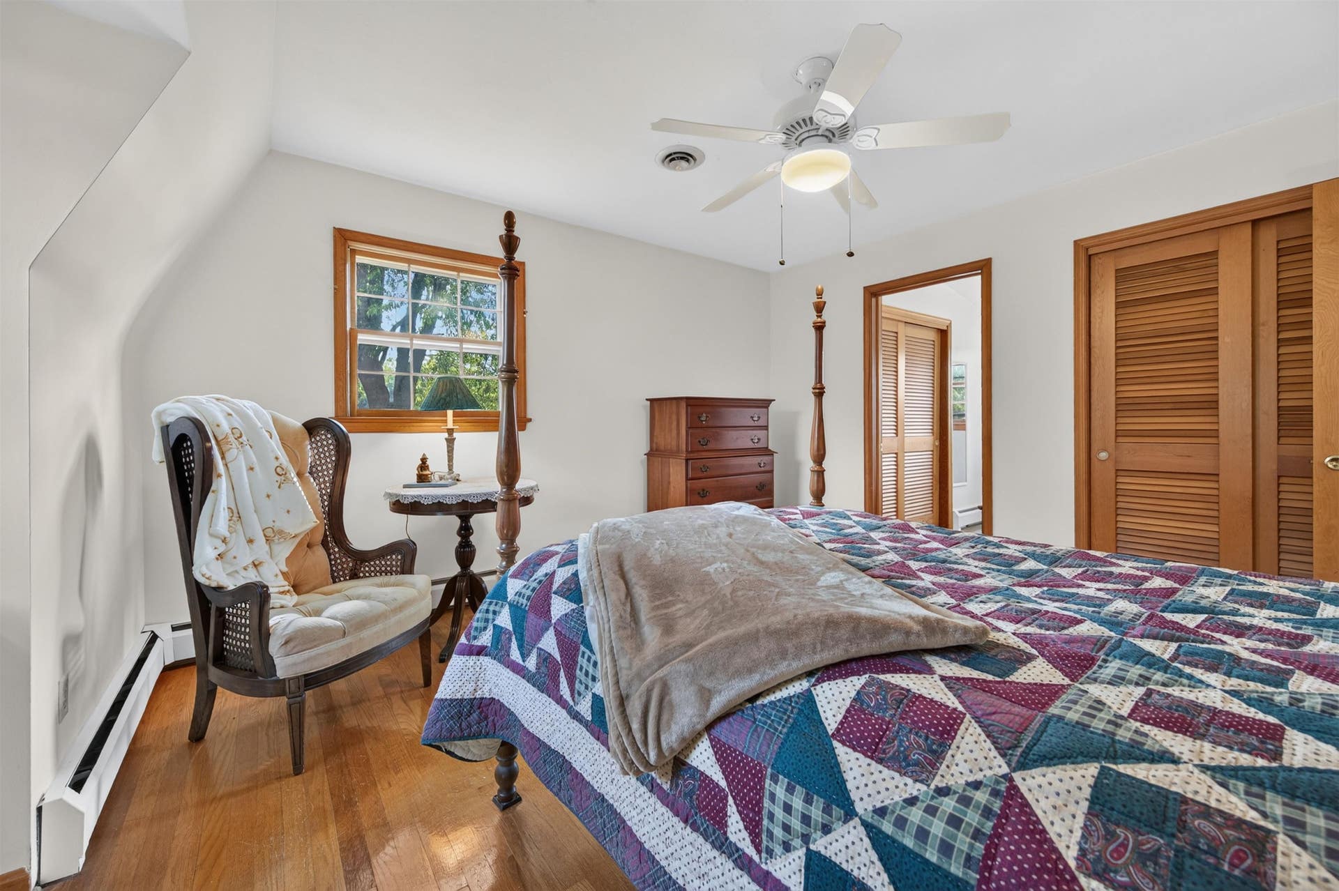 4 8th Street, Radford, VA 24141