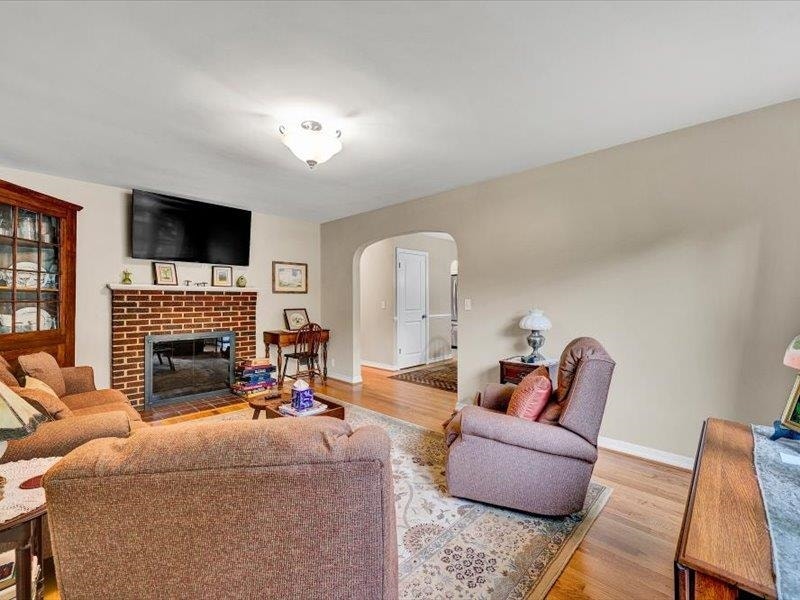 713 10th Street, Radford, VA 24141