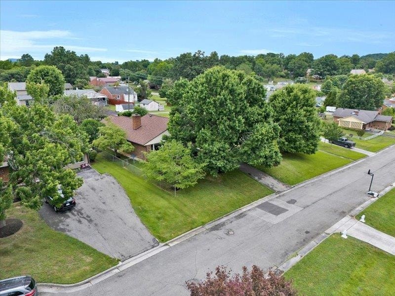 713 10th Street, Radford, VA 24141