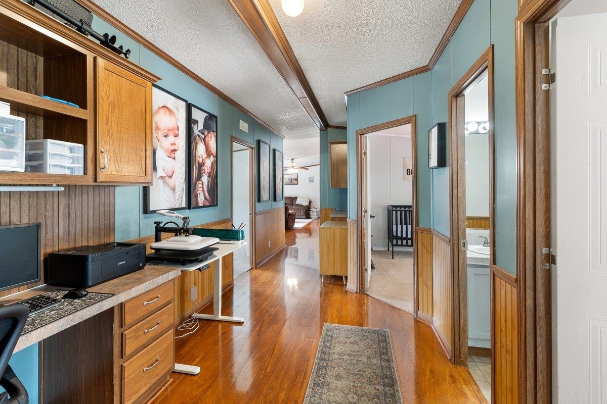 879 Cross Avenue, Pearisburg, VA 24134