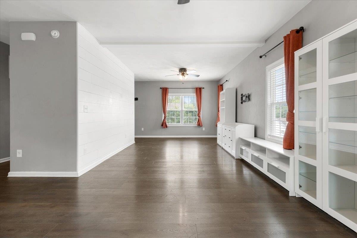 954 Brooklyn Avenue, Christiansburg, VA 24073