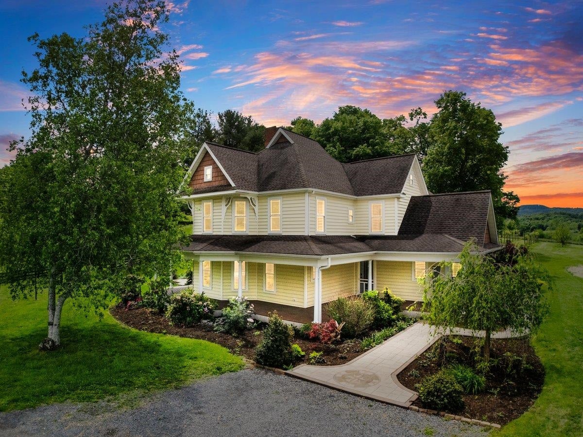 665 Scott Hollow Road, Sinks Grove, WV 24976