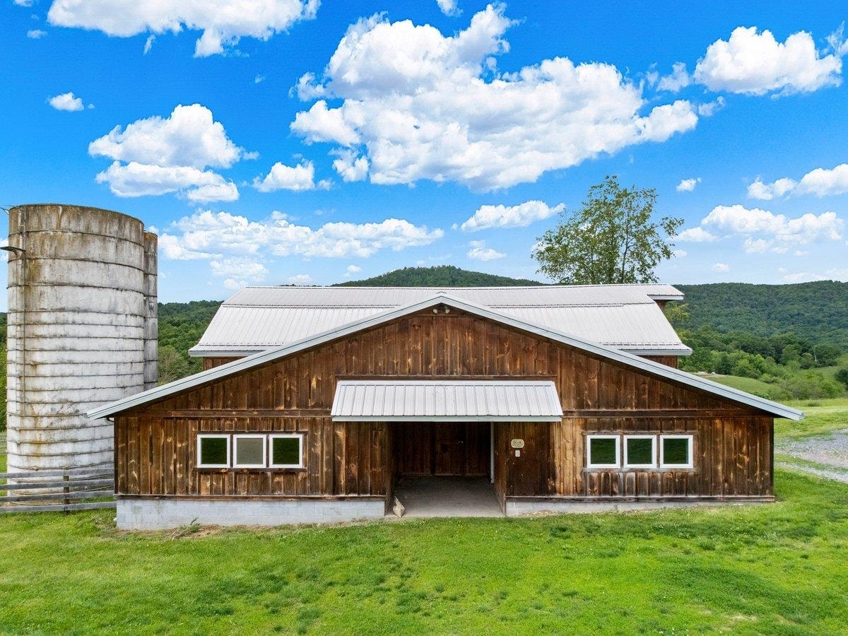 665 Scott Hollow Road, Sinks Grove, WV 24976