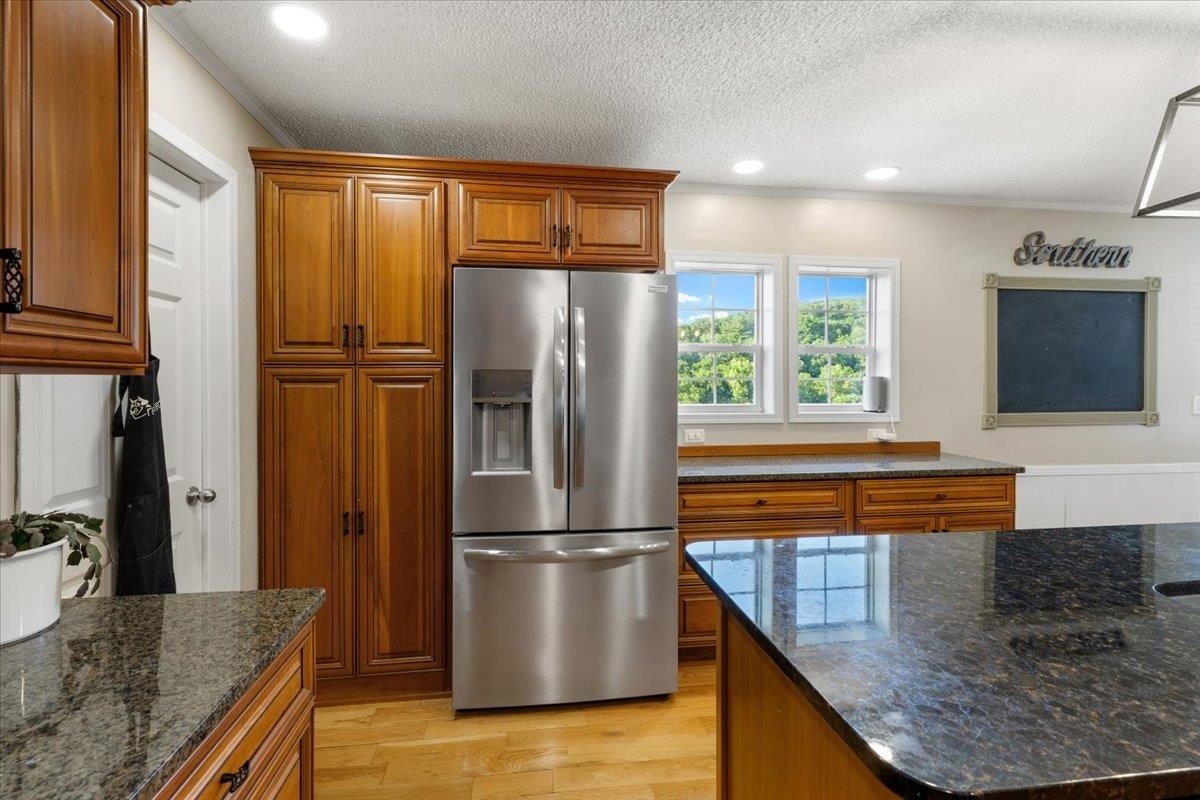 4180 DRY VALLEY Road, Radford, VA 24141