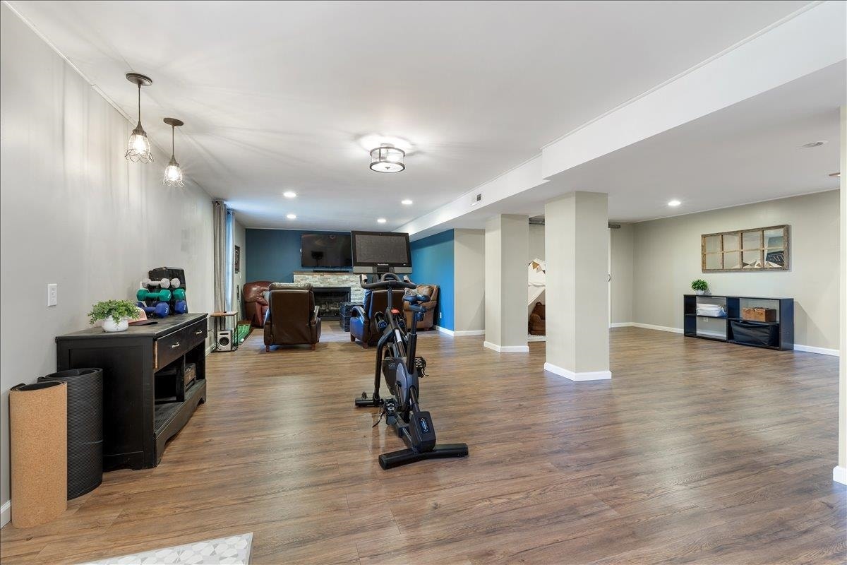 4180 DRY VALLEY Road, Radford, VA 24141