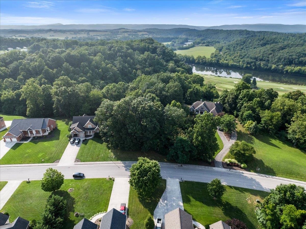 8156 RIVER COURSE Drive, Radford, VA 24141
