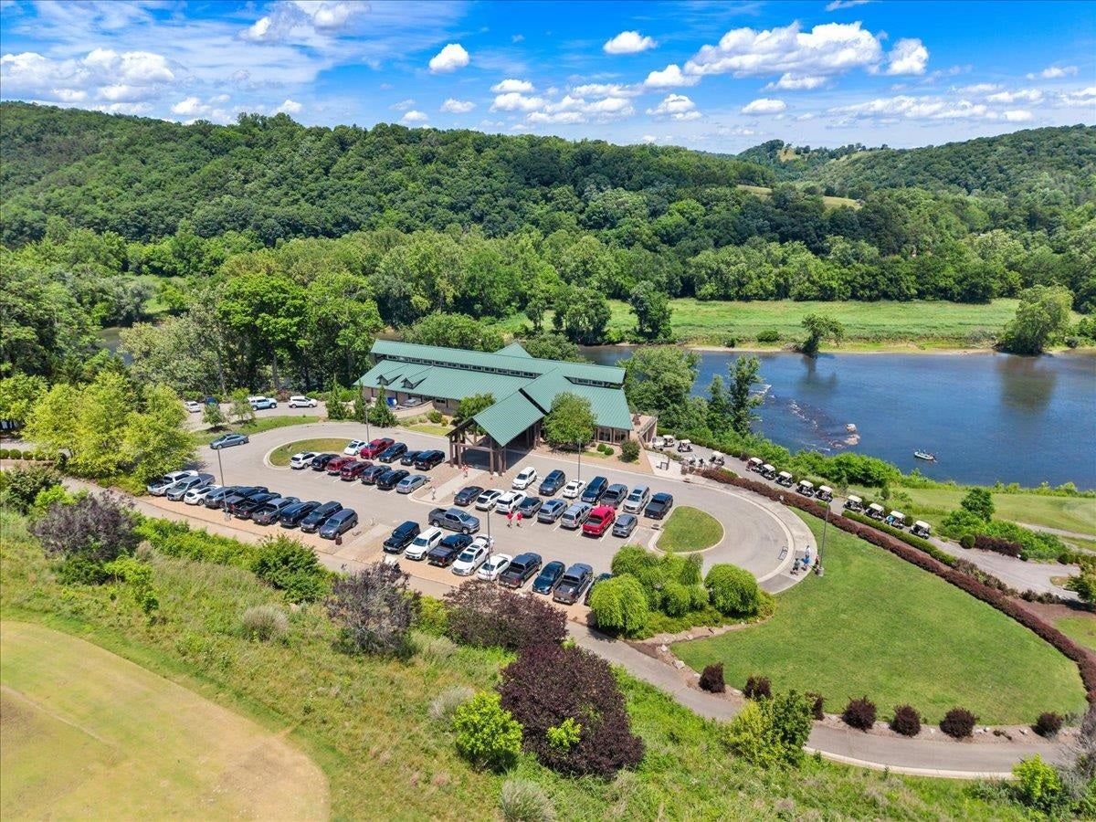 8156 RIVER COURSE Drive, Radford, VA 24141