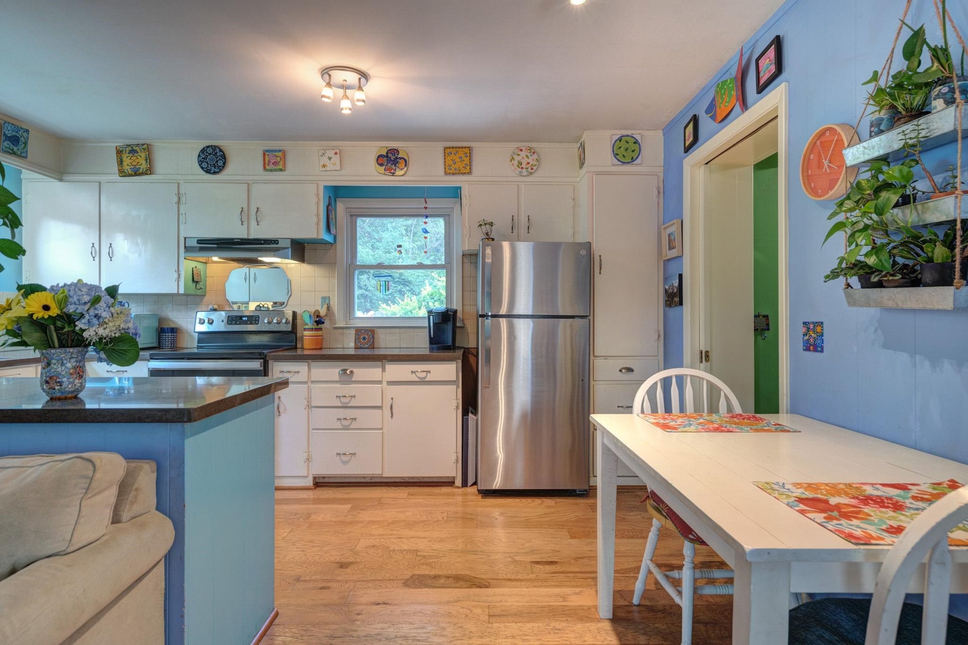 320 Sunset Boulevard, Blacksburg, VA 24060
