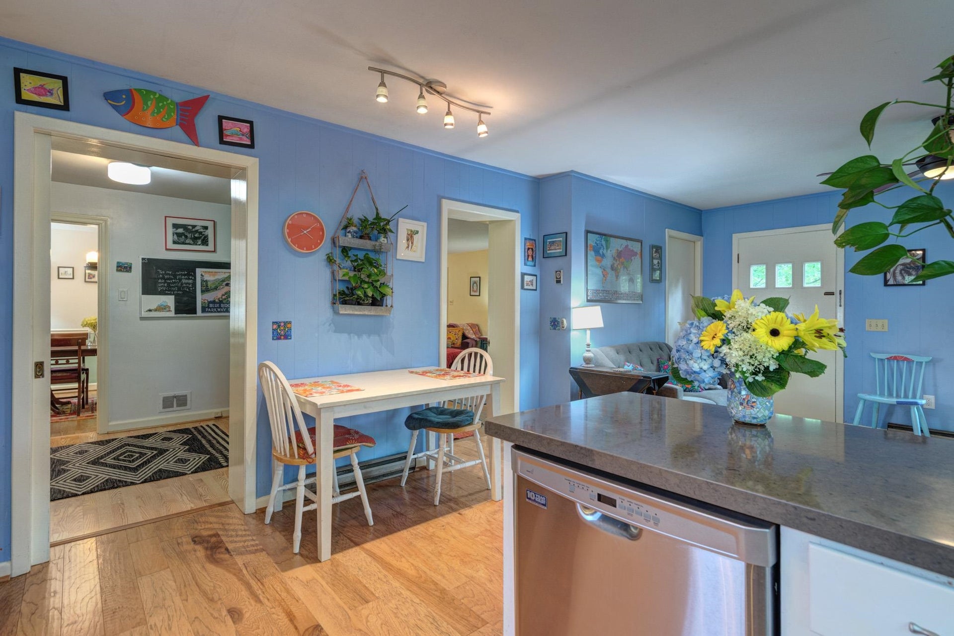 320 Sunset Boulevard, Blacksburg, VA 24060