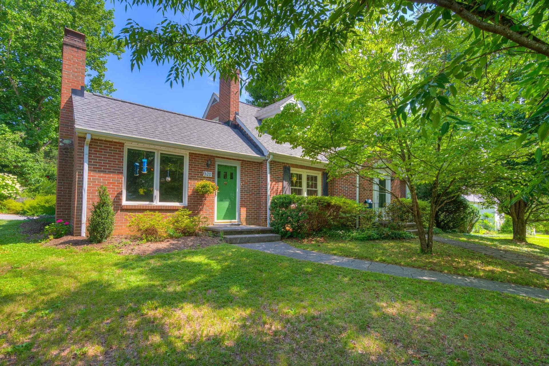 320 Sunset Boulevard, Blacksburg, VA 24060