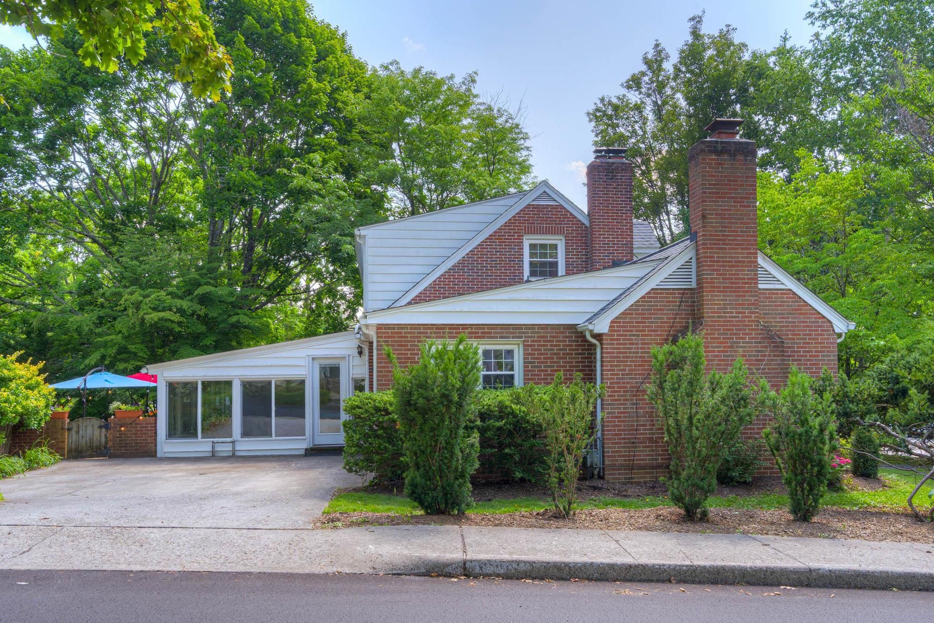 320 Sunset Boulevard, Blacksburg, VA 24060
