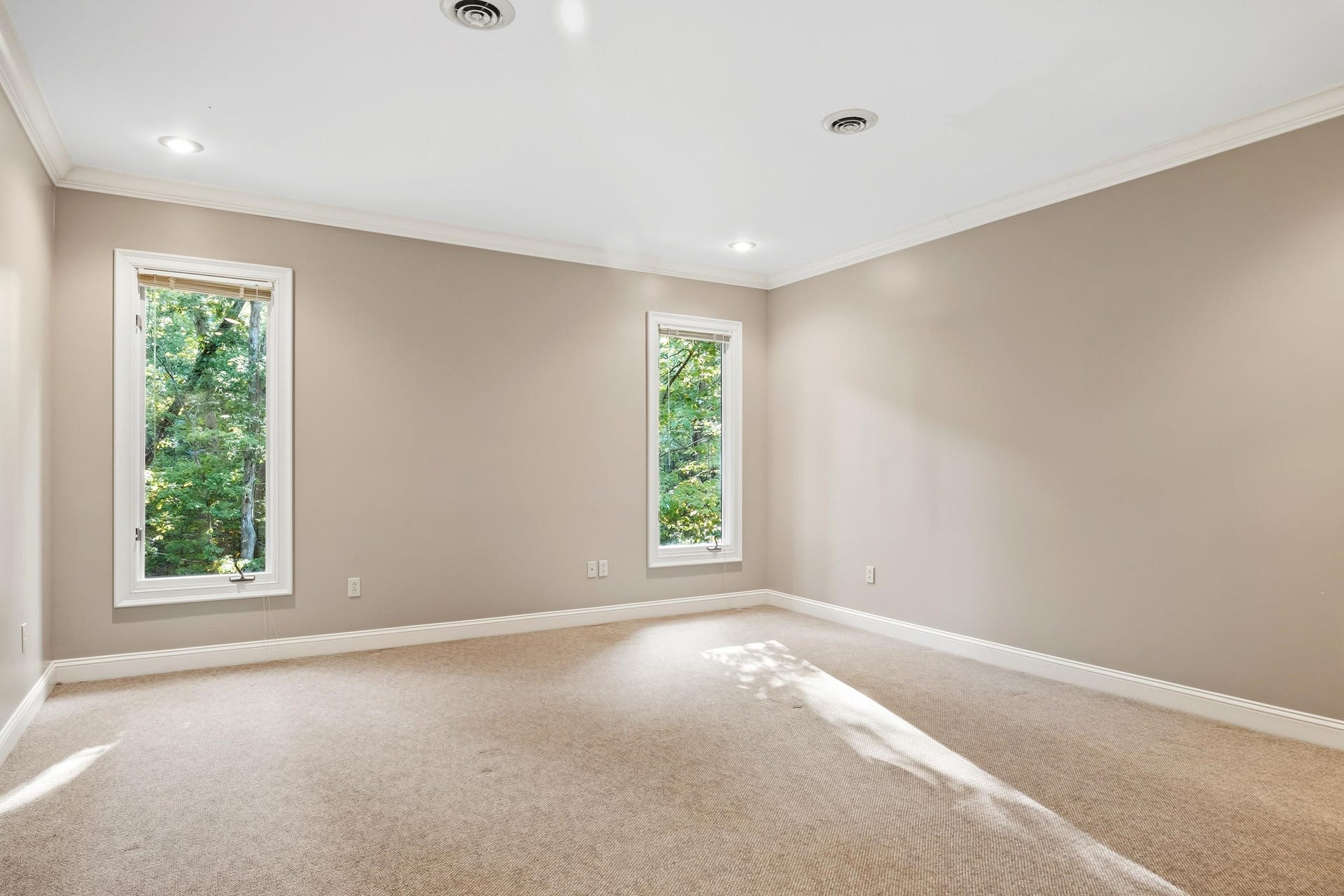 705 SOMERSET Place, Blacksburg, VA 24060