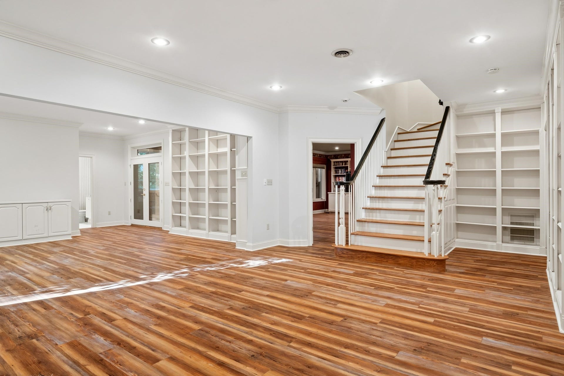 705 SOMERSET Place, Blacksburg, VA 24060