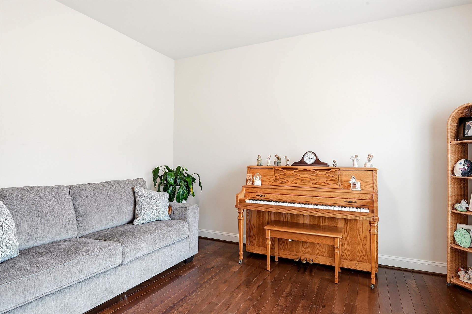 134 OAK MEADOW Lane, Blacksburg, VA 24060