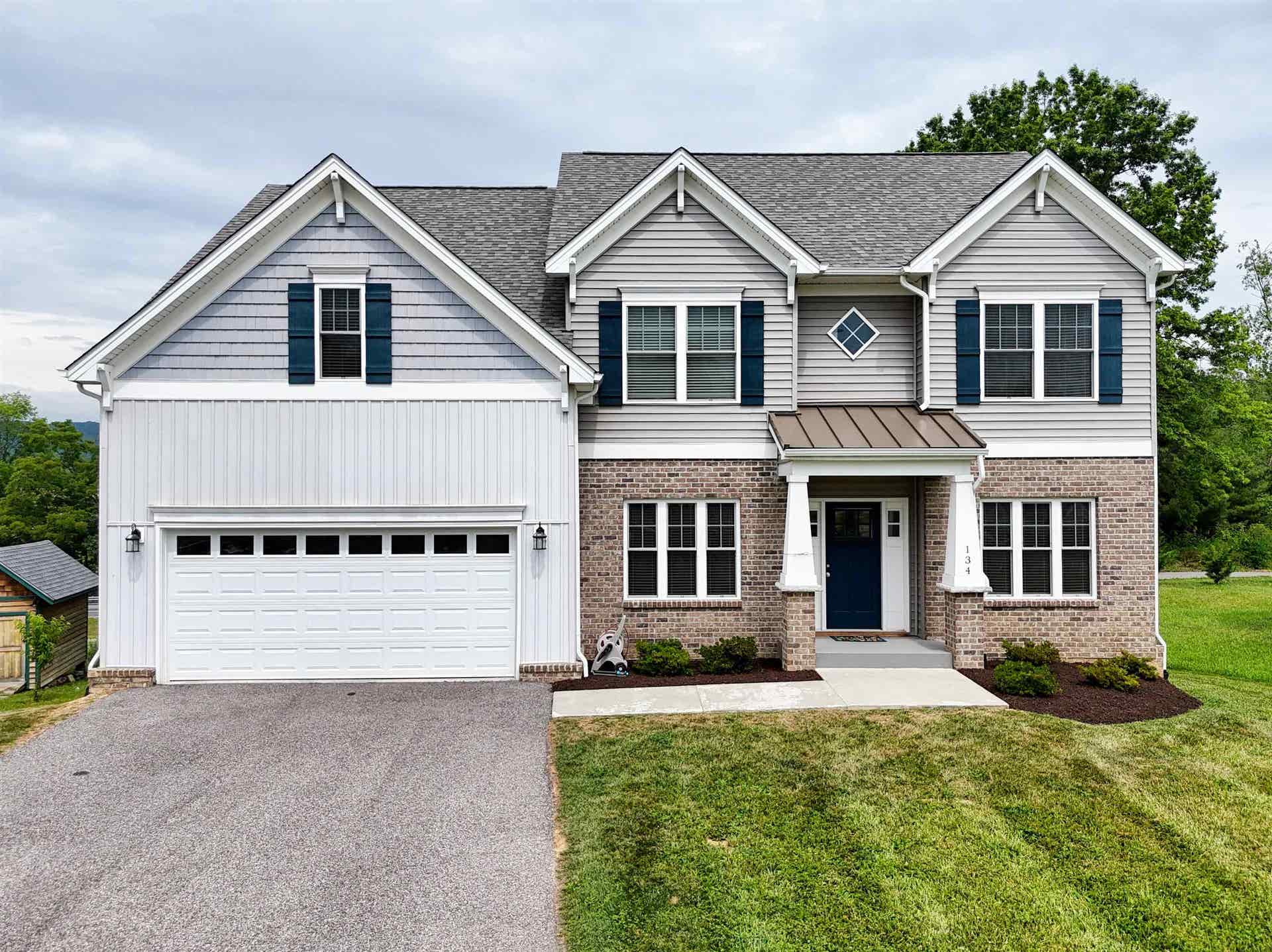 134 OAK MEADOW Lane, Blacksburg, VA 24060
