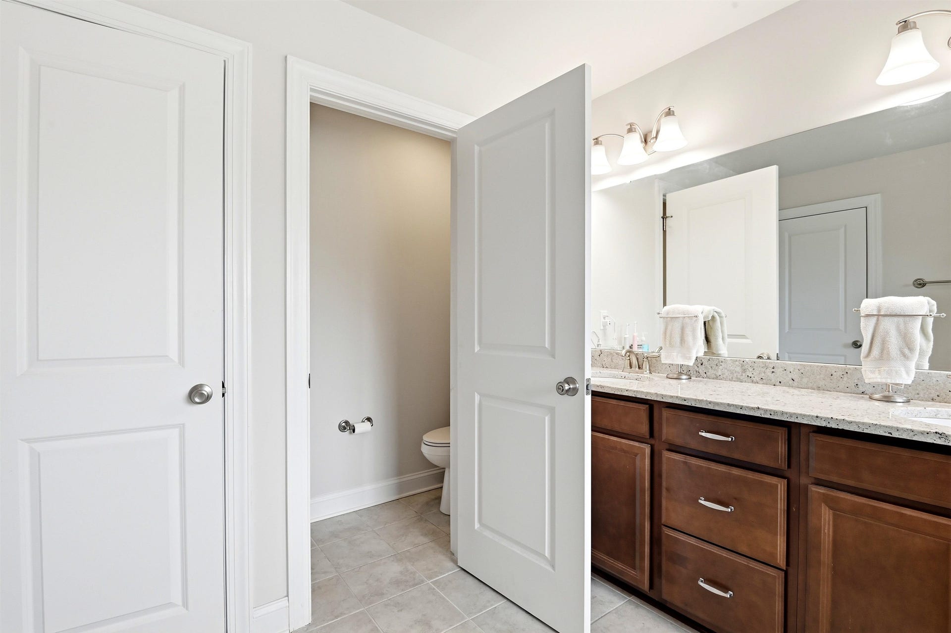 134 OAK MEADOW Lane, Blacksburg, VA 24060