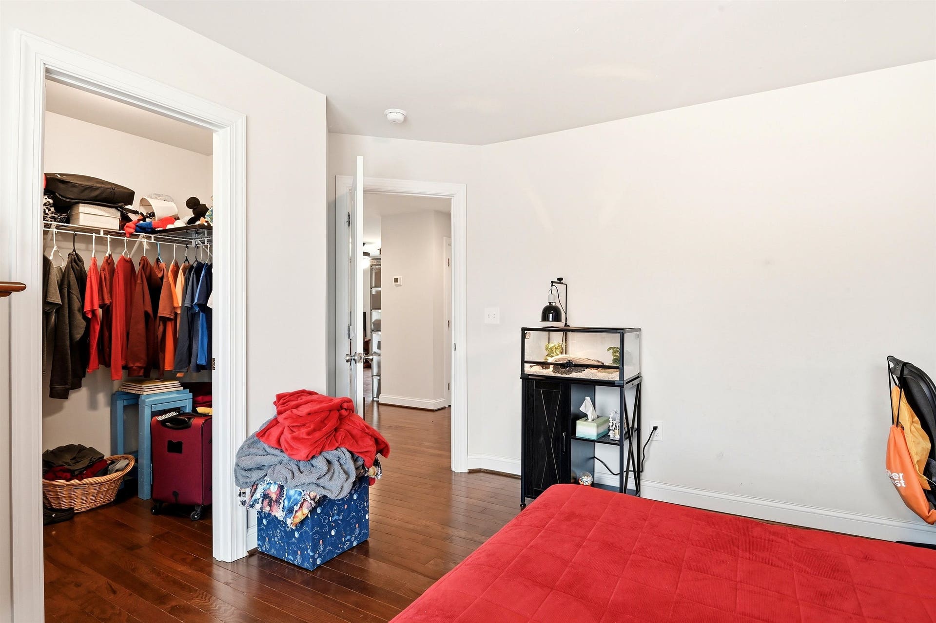 134 OAK MEADOW Lane, Blacksburg, VA 24060