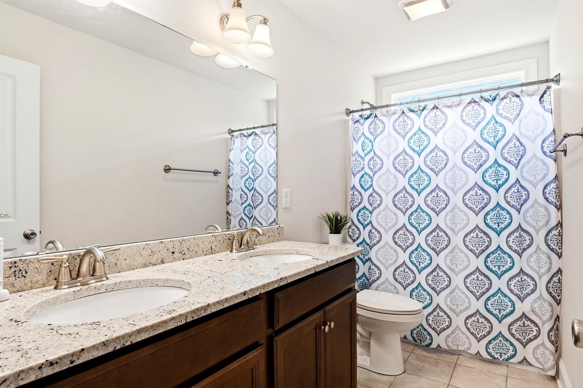 134 OAK MEADOW Lane, Blacksburg, VA 24060