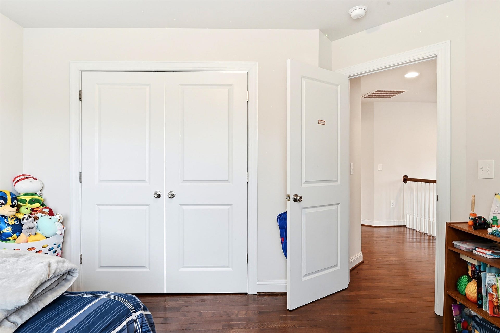 134 OAK MEADOW Lane, Blacksburg, VA 24060