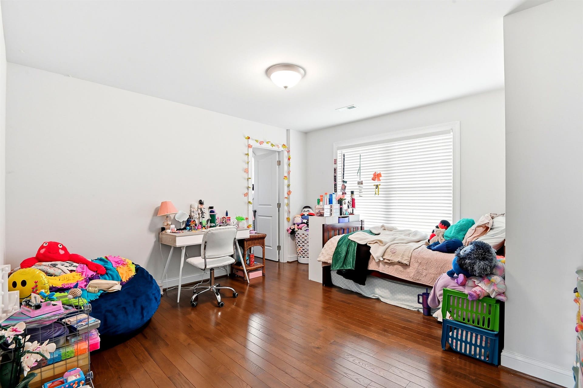 134 OAK MEADOW Lane, Blacksburg, VA 24060