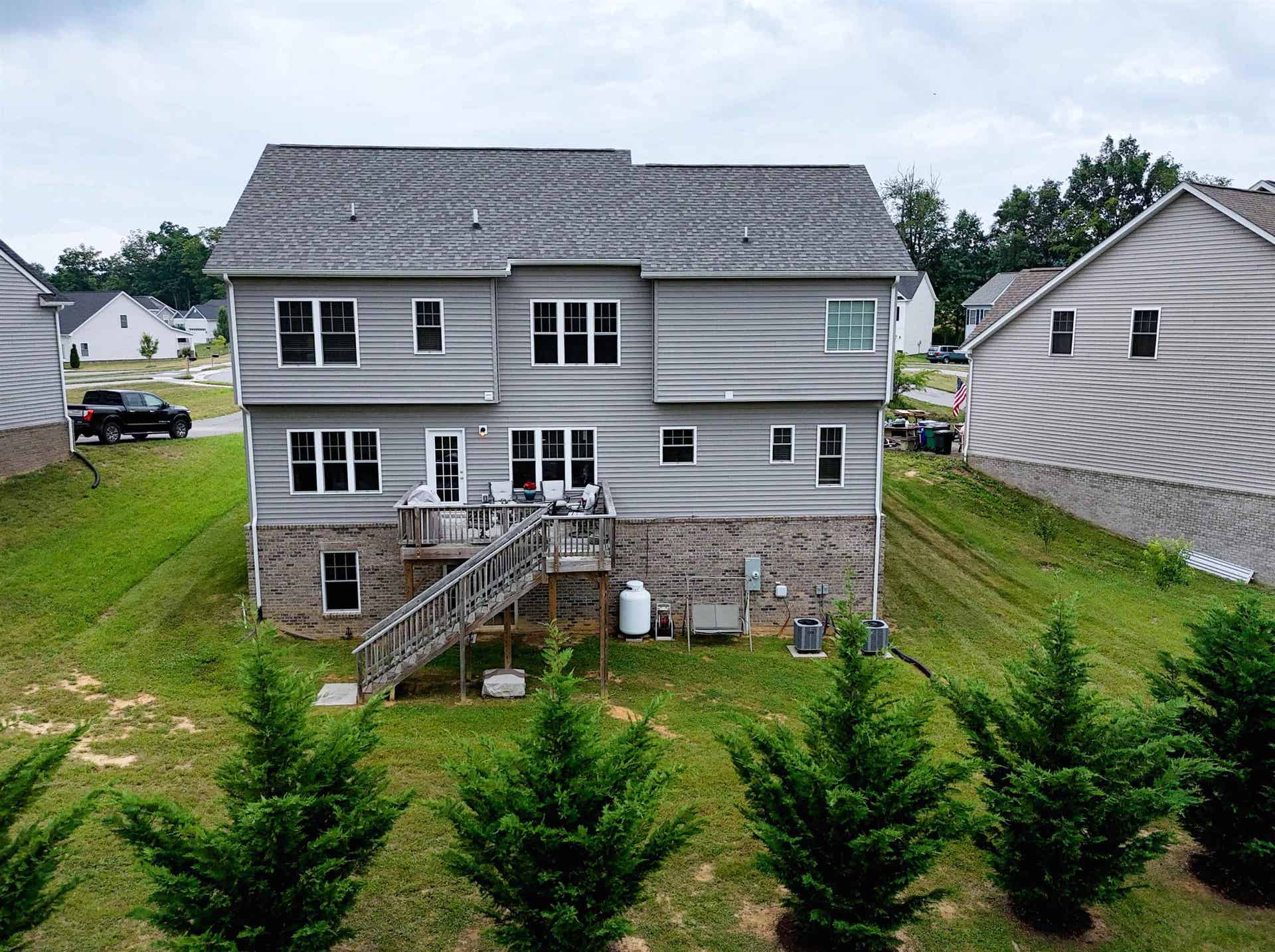 134 OAK MEADOW Lane, Blacksburg, VA 24060