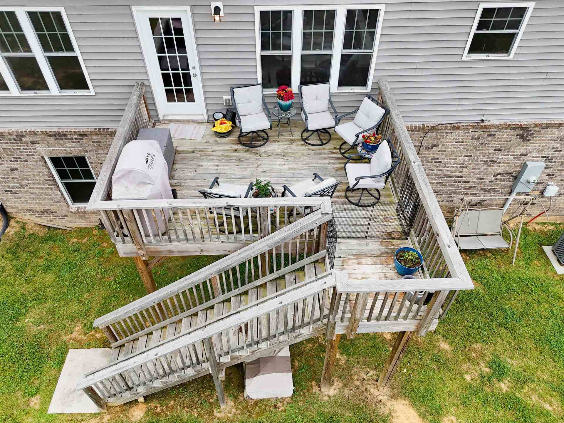 134 OAK MEADOW Lane, Blacksburg, VA 24060