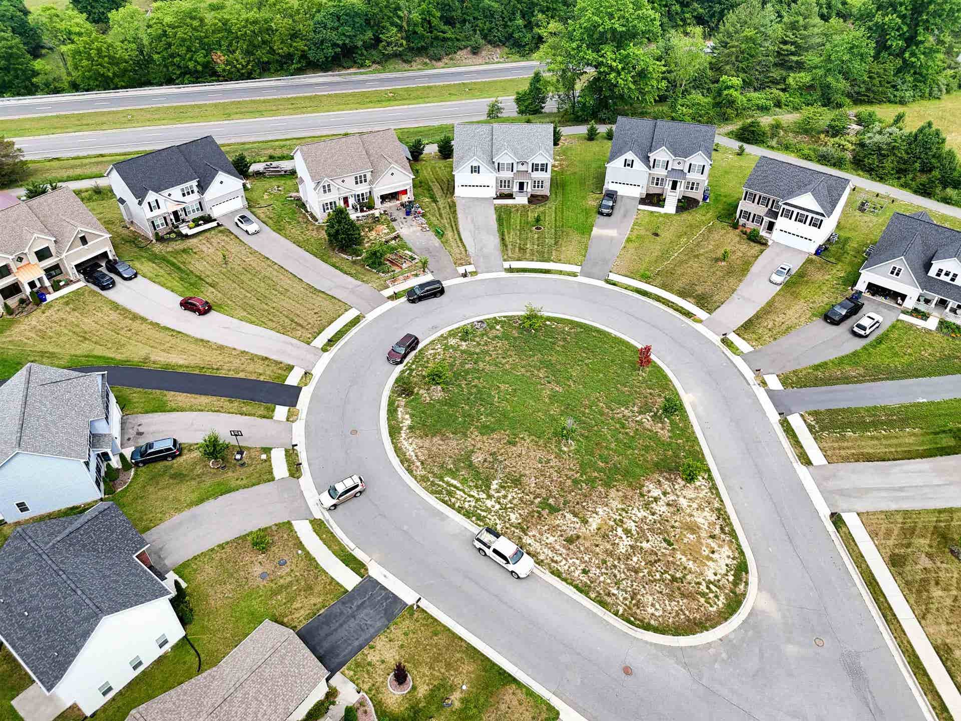 134 OAK MEADOW Lane, Blacksburg, VA 24060