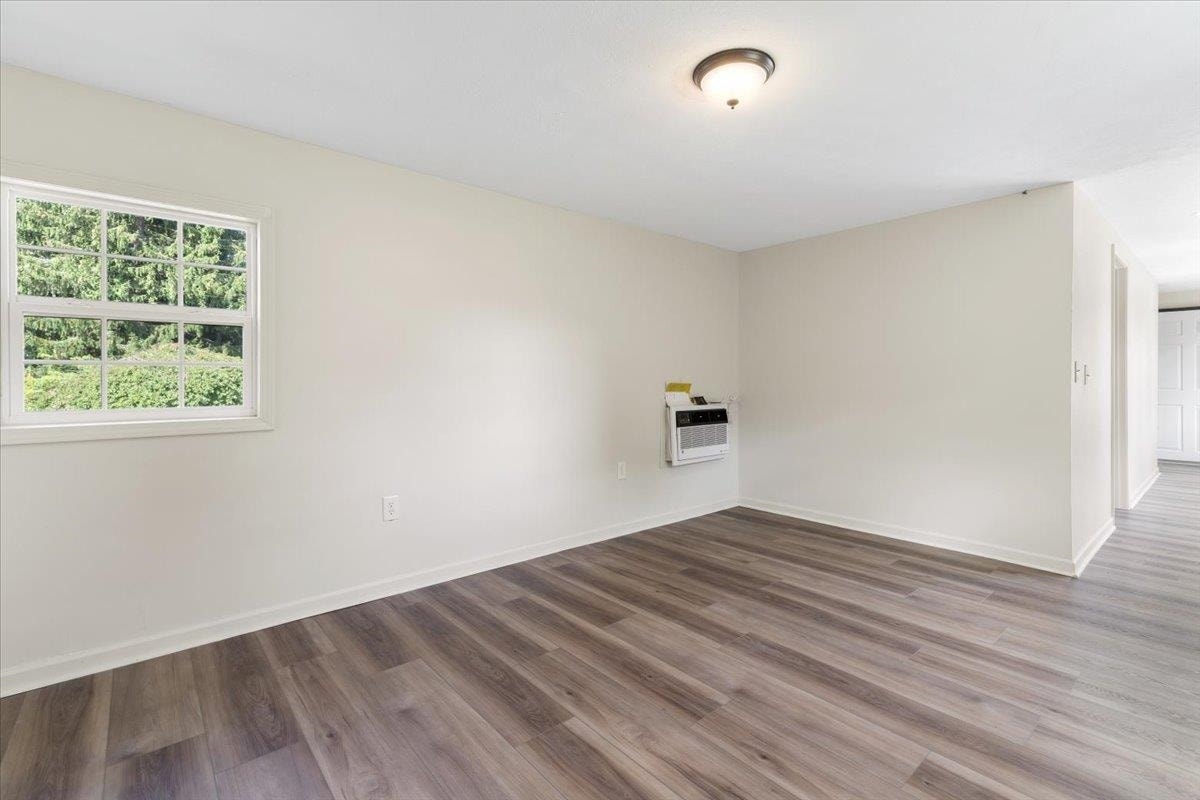 121 Spring Street, Rich Creek, VA 24147