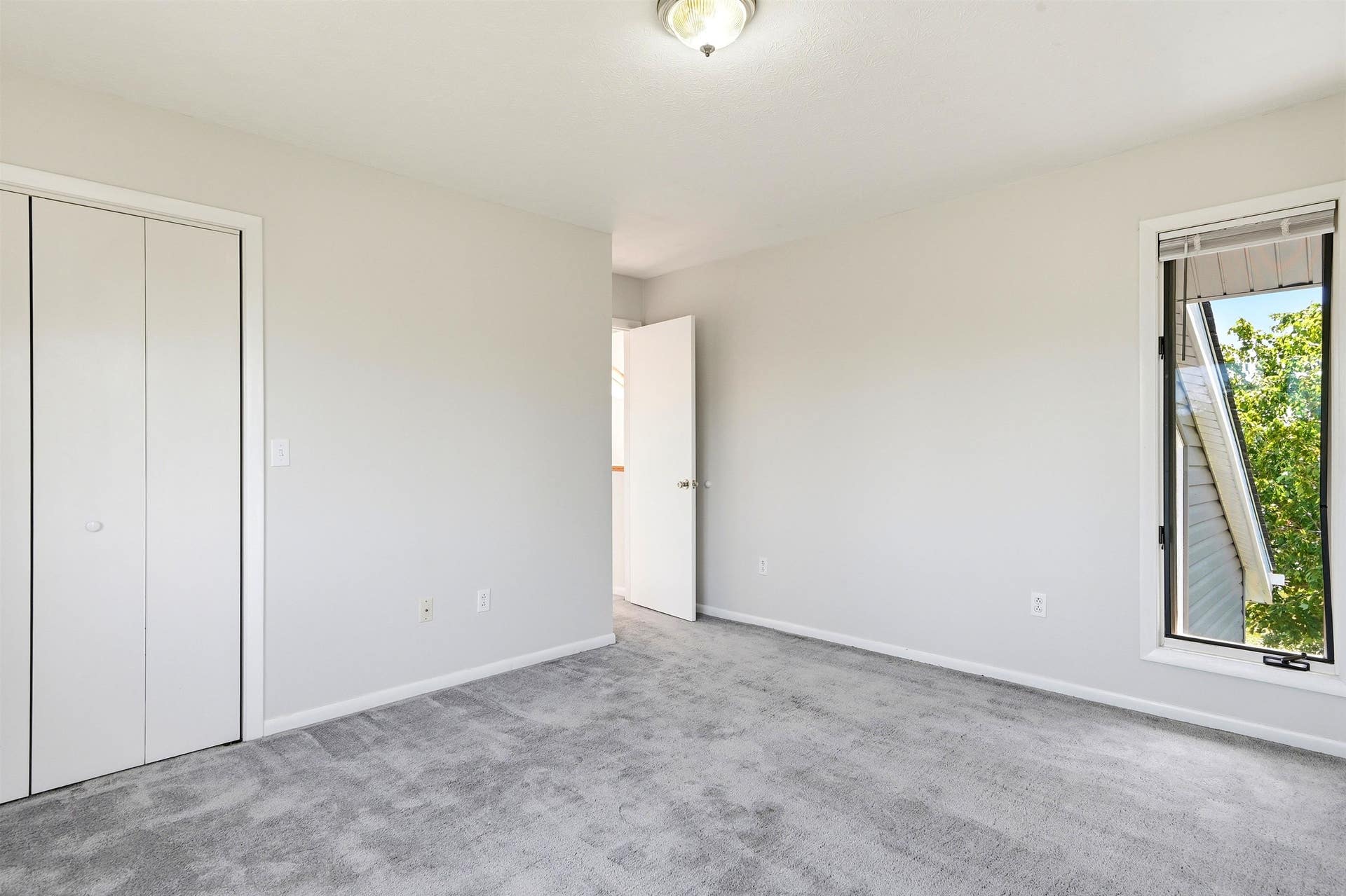 20 Howery Street, Christiansburg, VA 24073
