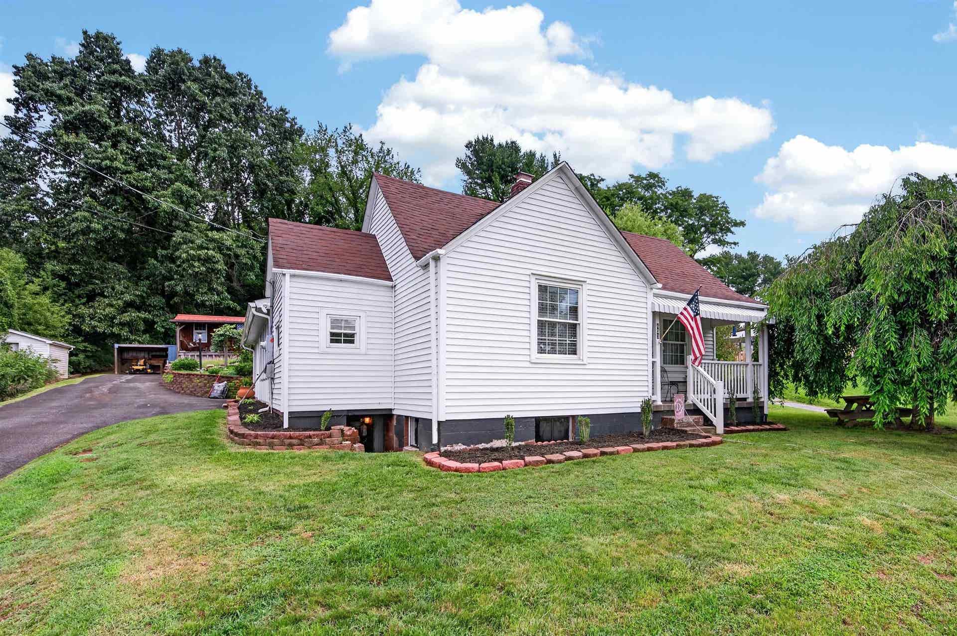 403 Cedar Drive, Ripplemead, VA 24150