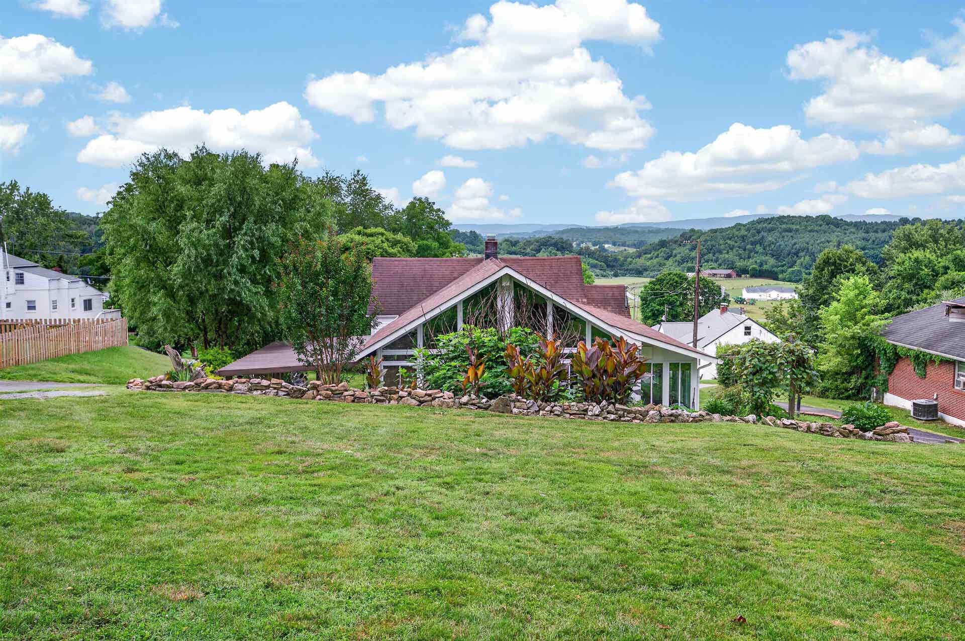 403 Cedar Drive, Ripplemead, VA 24150