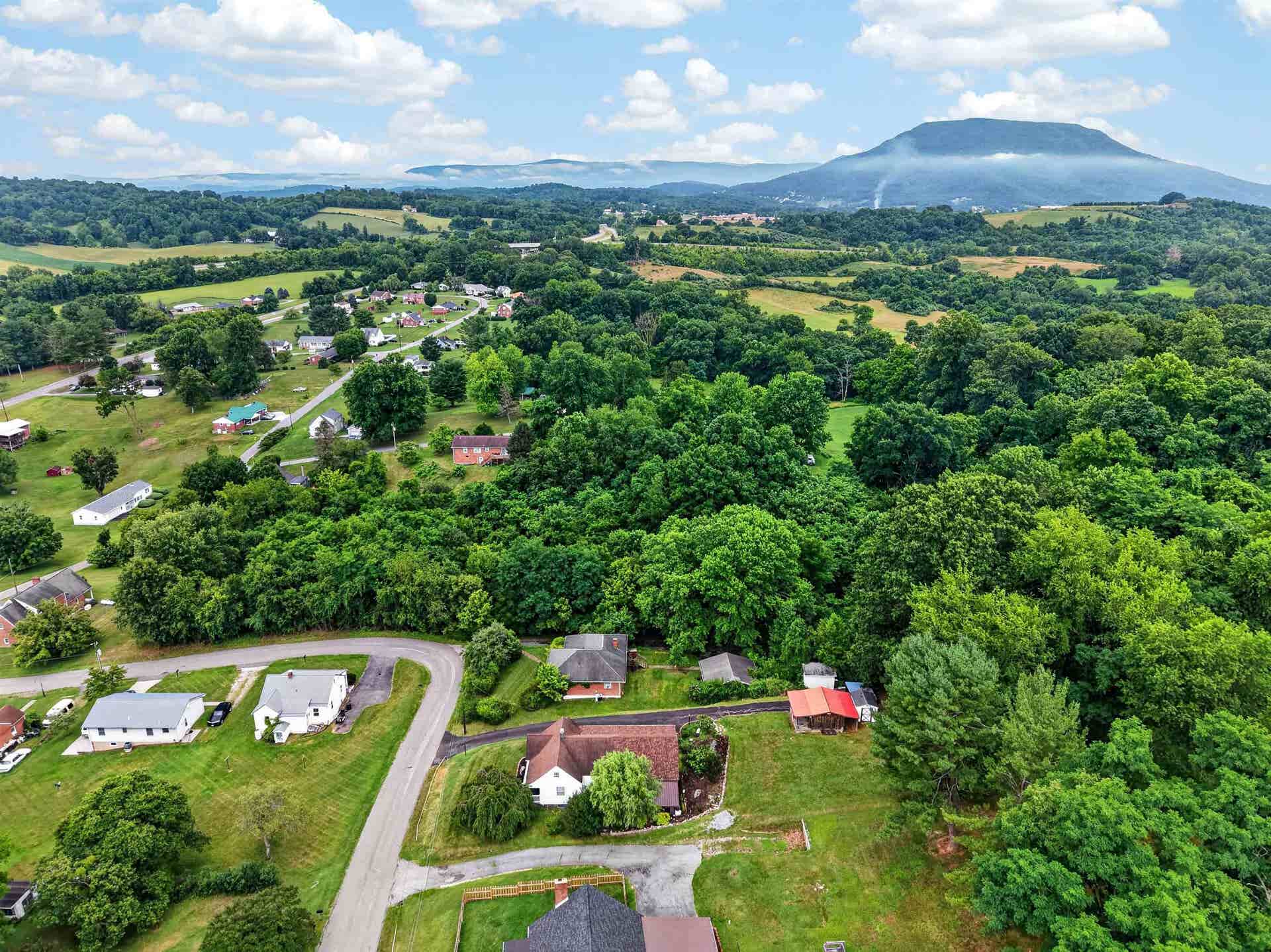 403 Cedar Drive, Ripplemead, VA 24150