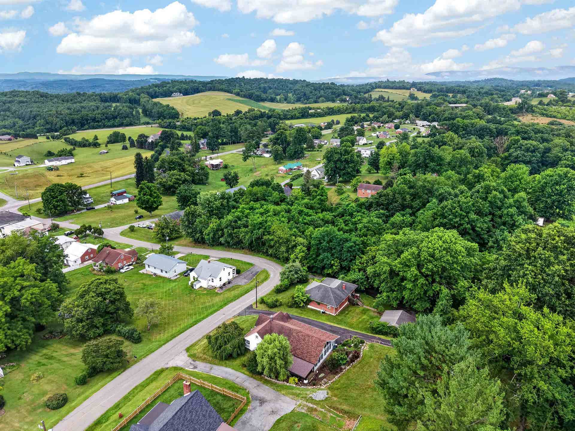403 Cedar Drive, Ripplemead, VA 24150