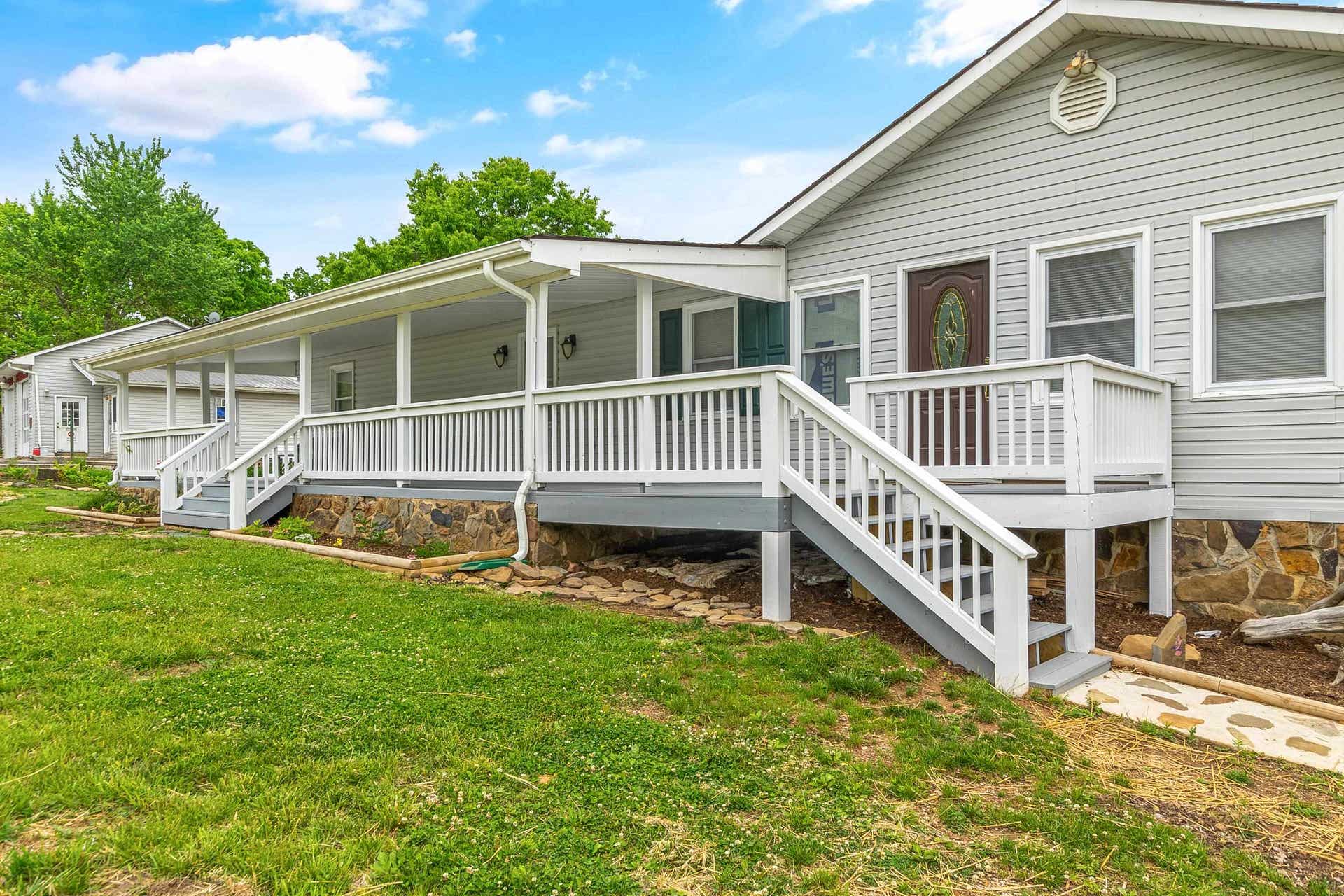 907 Magnolia Lane, Christiansburg, VA 24073