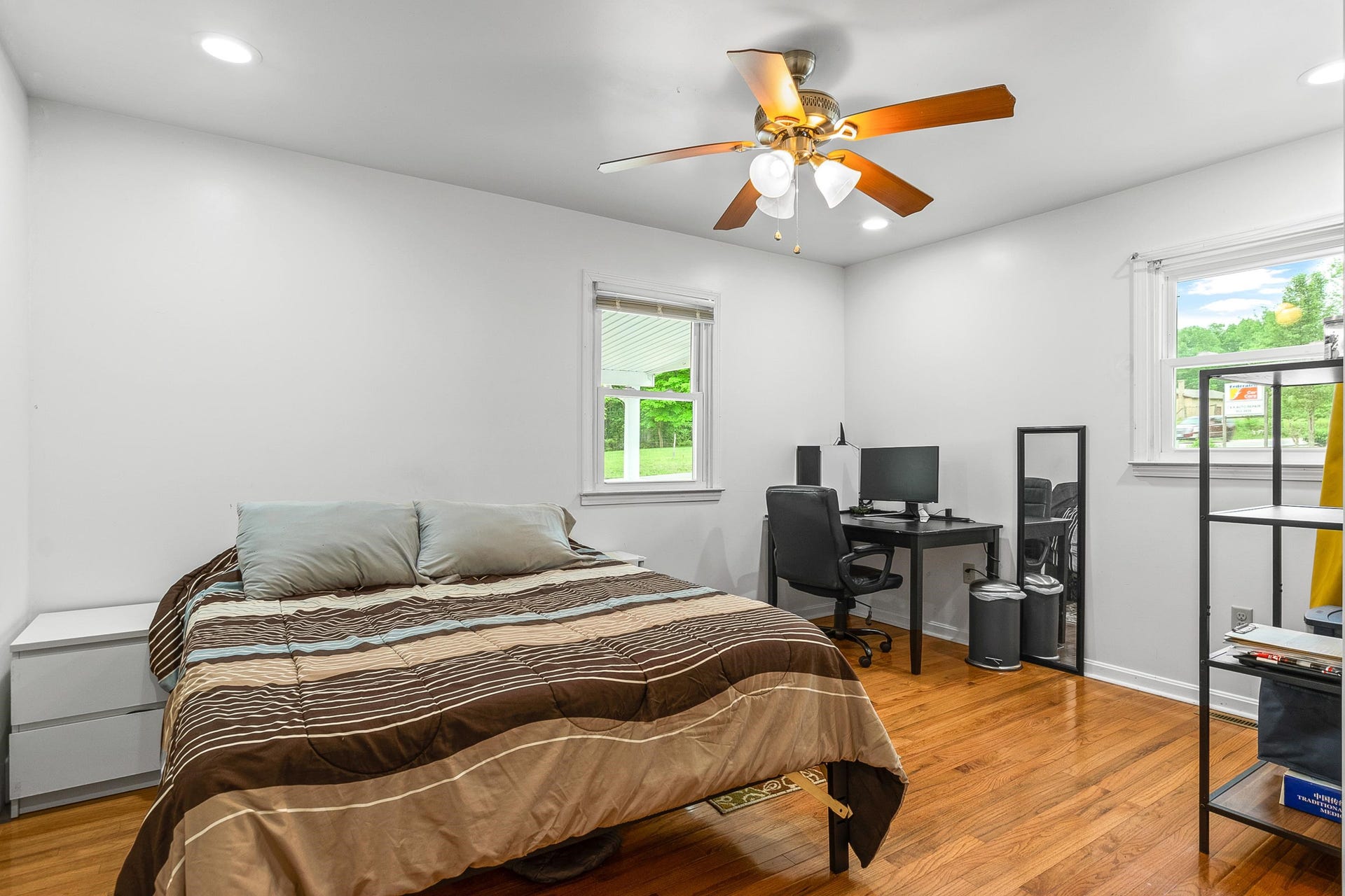 907 Magnolia Lane, Christiansburg, VA 24073