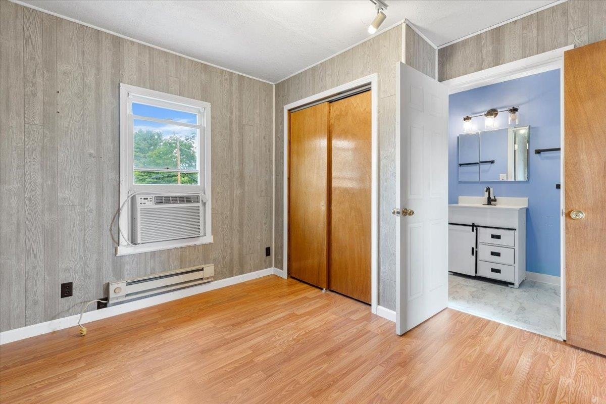 318 Sunny Ridge Road, Pearisburg, VA 24134