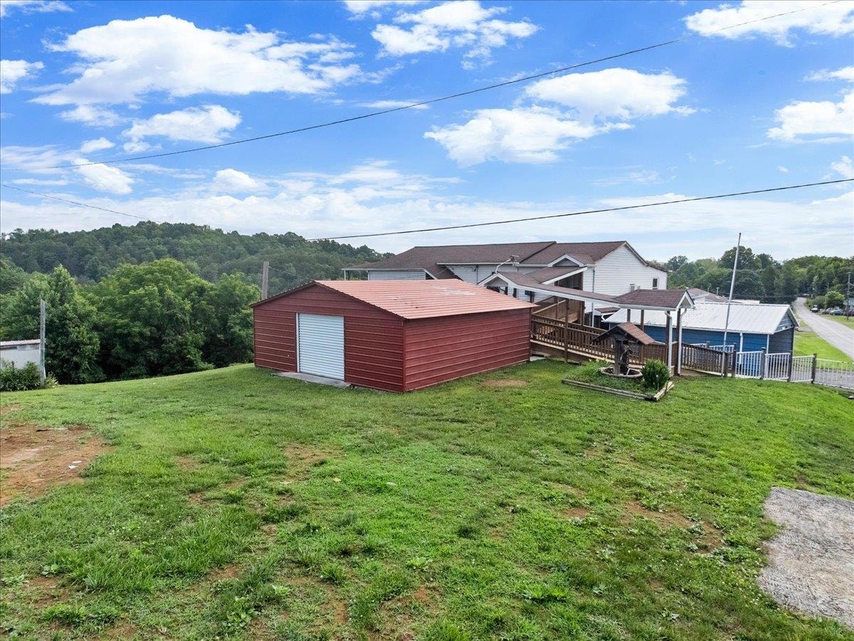 318 Sunny Ridge Road, Pearisburg, VA 24134